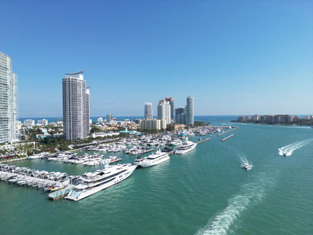 Miami Beach cityscape. Miami summer aerial view. Miami Beach shoreline. South Beach Miami aerial view. Blue ocean in Florida skyline. Ocean coast. Summer skyscraper skyline.の写真素材