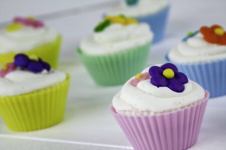 Pastel Spring Flower Cupcakesの写真素材
