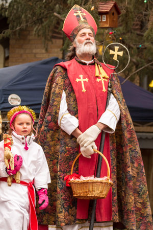 2012 Georgetown Christmas Market and Santa Lucia Childrens Processionのeditorial素材