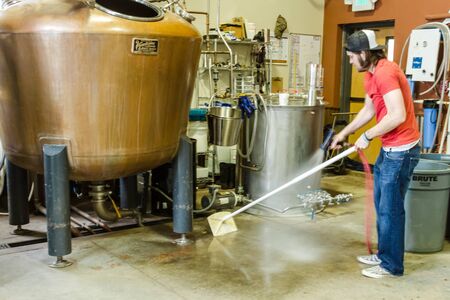 Breckenridge Distillery copper still to make whiskey and vodkaのeditorial素材