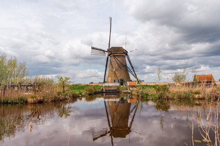 The Kinderdijk windmill is a historic windmill in the province of Zuid-Holland, Netherlands.の写真素材