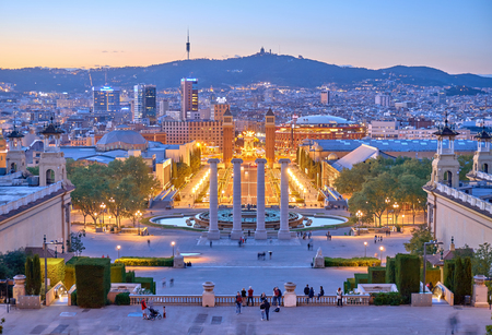 BARCELONA, SPAIN, PIAZZA DE ESPANYA - 28 MAY 2017. Busy city life on Piazza d, Espanya in Barcelona. View From the Nacional Palace at Sunset.のeditorial素材