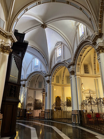 Valencia Church Interior with Arched Vaultsの写真素材