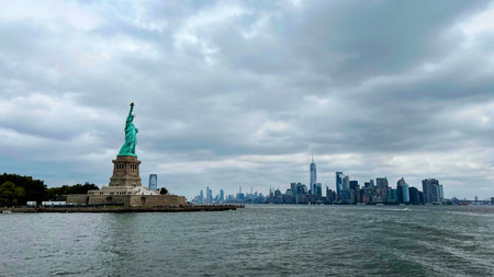 Statue of Liberty and Manhattan Skylineの写真素材
