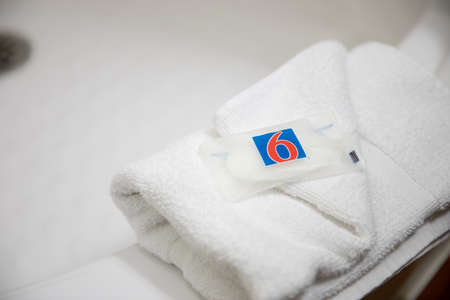 Showering at a motel 6 hotel in Utahのeditorial素材