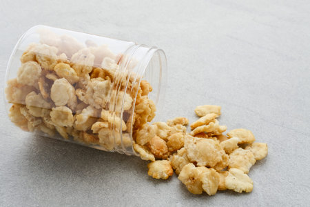 Emping, Emping mlinjo gepuk. Indonesian chips, a bite-size snack kripik cracker, made of melinjo or...