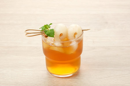 Lychee iced tea with mint leavesの写真素材