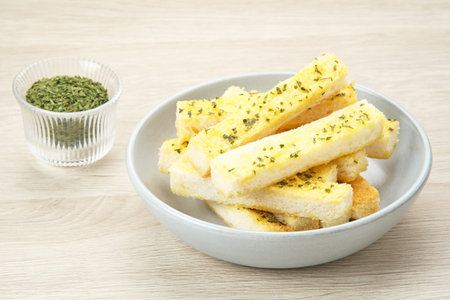 Toasted Garlic Bread, made of sliced â€‹â€‹bread with garlic, cheese and herbs