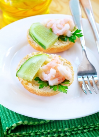 avocado with shrimpsの写真素材