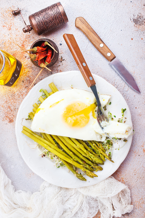 fresh breakfast, asparagus with fried egg, breakfastの写真素材