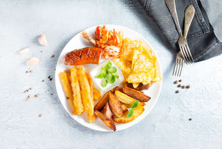 cottage wiyj fresh peach in metal bowlの写真素材