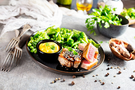 fried shrimps with boiled corn, salad with shrimpsの写真素材