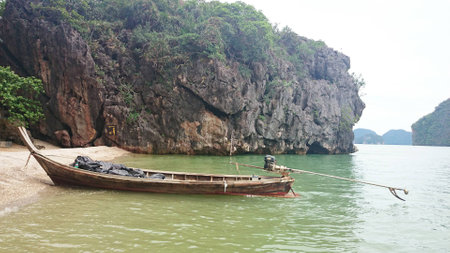 long tail boatの写真素材