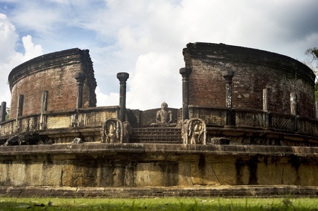 Ancient Vatadage (Buddhist stupa) in Polonnaruwa, Sri Lankaの写真素材