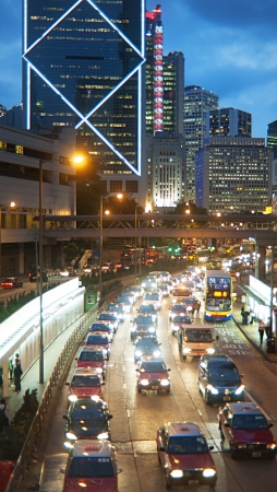 Hong Kong - May 21, 2012: Traffic jam in Hong Kong. With a land mass of 1,104 km and population of 7 million people, Hong Kong is one of the most densely populated areas in the worldのeditorial素材