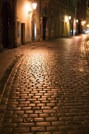 Night street in Prague. Czech Republic. Sharpness on a cobblestonesのeditorial素材