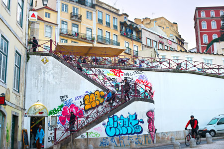 LISBON, PORTUGAL - DEC 12, 2014: People at Old Town street of Lisbon. Lisbon is the capital of Portugalのeditorial素材
