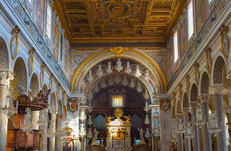 ROME, ITALY - NOV 01, 2016: Altar in the Church of Santa Maria in Aracoeli in Rome, Italy. It is designated Church of the city council of Rome.のeditorial素材