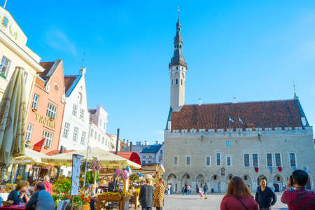 TALLINN, ESTONIA - JULY 14, 2019: People takign photo in front Tallin Hall at Old Town of Tallinのeditorial素材