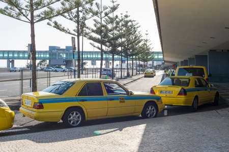 FUBCHAL, MADEIRA, PORTUGAL - JAN 30, 2020:  Taxis waiting in line at Cristiano Ronaldo International Airportのeditorial素材