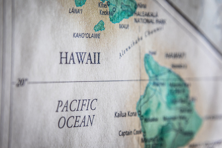 Closeup Selective Focus Of Hawaii Islands On A Geographical And Political State Map Of The USA.のeditorial素材