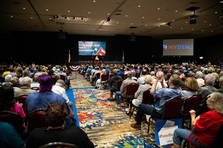 Reno, NV - June 23, 2018 - Wide Angle Photo Of Elizabeth Warren Nevada State Democratic Conventionのeditorial素材