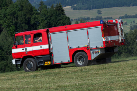 fire truck rides to the fire