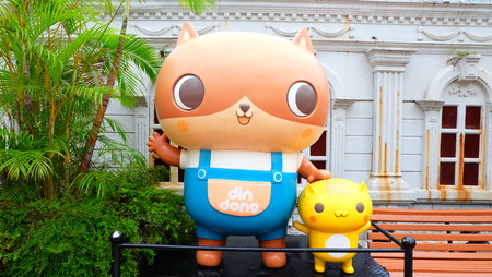 Avenue of Comic Stars Kowloon Park â Stock Photo Hong Kong, China - January 14, 2019: statues of famous characters, in Hong Kong Avenue of Comic Stars, Kowloon Park.のeditorial素材