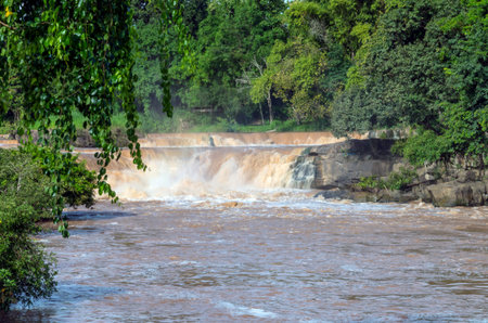 waterfalls for Rafting, River rafting Kek