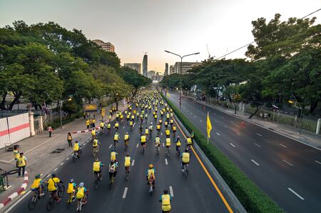 BANGKOK - DEC 11 : Event "Bike for dad" from Thailand. Many people go to Bike for dad event to show respected to The King of Thailand on December 11, 2015, Thailandのeditorial素材