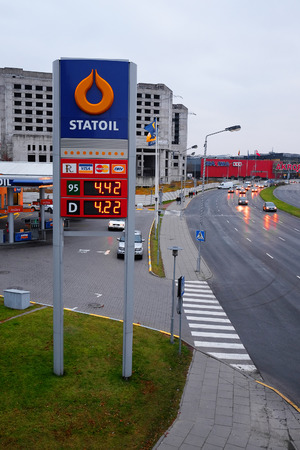 Kaunas, Lithuania, November, 17, 2014: Guide sign, indicated the price of the gas on Statoil's gas station.  Statoil is the prevailing Lithianian brandのeditorial素材