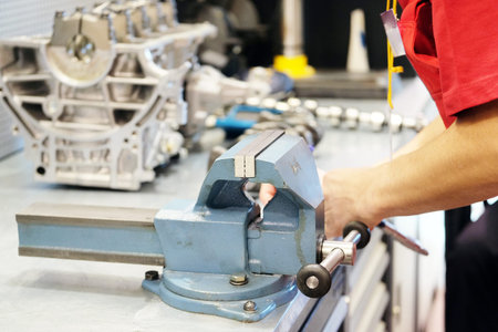 Image of bench vice