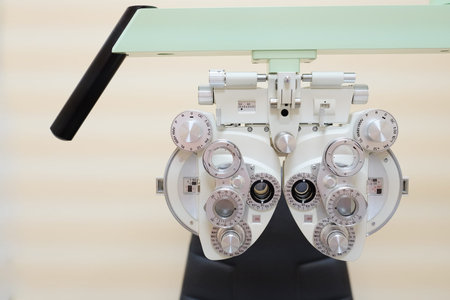 Eyesight measurement with a optical phoropter