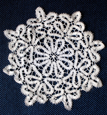 lace with spindles