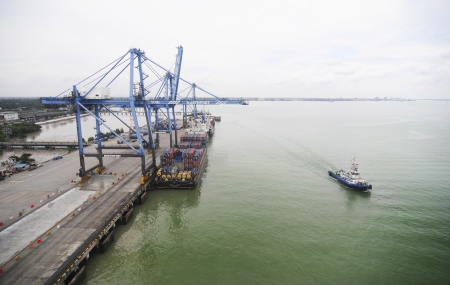 KLANG-MALAYSIA, FEB. 29: The Port of North Port on Feb. 29, Klang. It is one of the world\'s ten busiest ports located on the Malacca strait Sea in the vicinity of Klang, Malaysiaのeditorial素材
