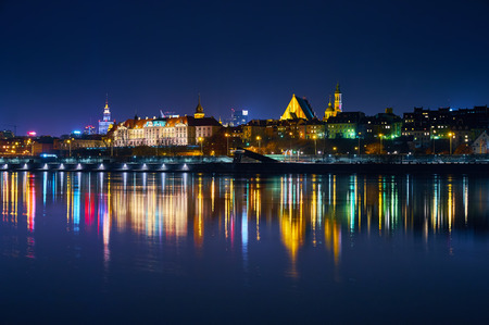 Warsaw, Poland - March 21, 2017: Great panoramic night view of the center and the Old City of Warsaw - Stare Miasto - from the right bank of the Vistula River.のeditorial素材