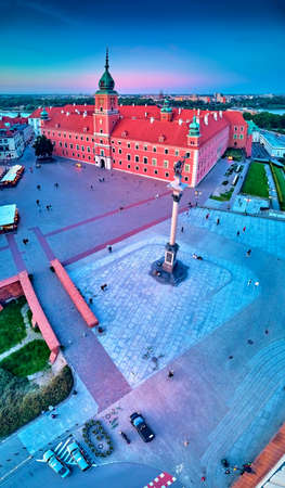 Beautiful panoramic aerial drone view on Warsaw Old town (Stare Miasto) - the oldest district of Warsaw (13th century), Royal Castle, square and the Column of Sigismund III Vasa at sunset, Polandのeditorial素材