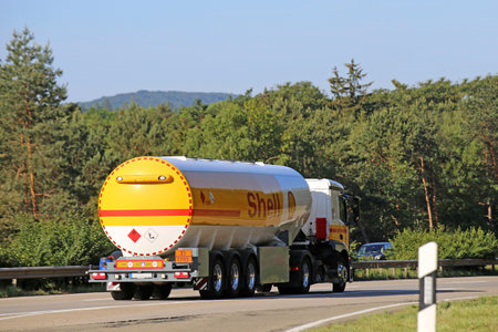Shell Truck on the highway (A 6 between Mannheim and Kaiserslautern, Germany, May 27, 2020)のeditorial素材