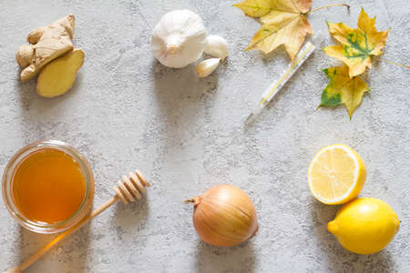 Home remedies for cold and fluの写真素材