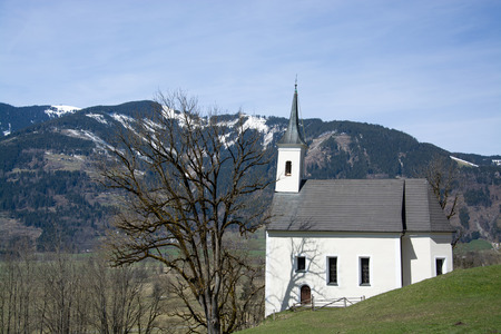 Chapel in front of the castle at the Pinzgau Kaprun Austria.のeditorial素材