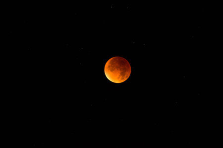 Bloody moon at the 28th September 2015.
