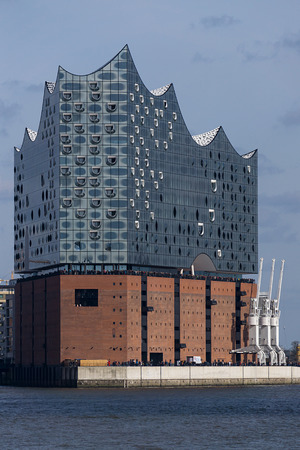 The Elbphilharmonic at the Elbe in Hamburg.のeditorial素材