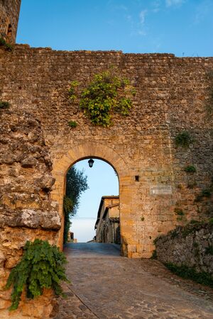 Monteriggioni is a medieval walled town, located on a natural hillock, built by the Sienese in 1214â19 as a front line in their wars against Florence.の写真素材