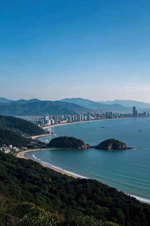 View of the coastline of Hong Kong.の素材