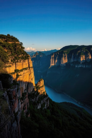 Sunset view of the cliffs of the Meteora mountains, Greeceの素材
