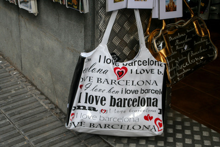 i love barcelona bag on street spain barcelonaのeditorial素材