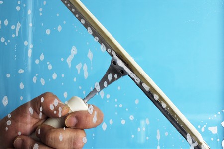 An image of cleaning a windowの写真素材