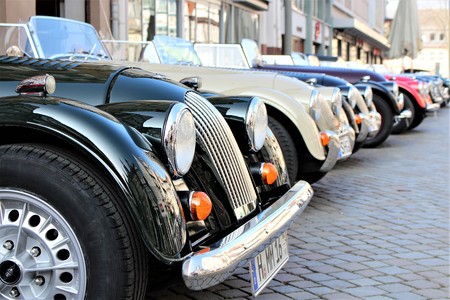 Morgan plus 4 and plus 8 - Hameln / Germany - 2017 April 09のeditorial素材