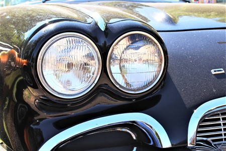 Classic us car, vintage, headlight - Kaunitz / Germay - 2017 May 27.のeditorial素材
