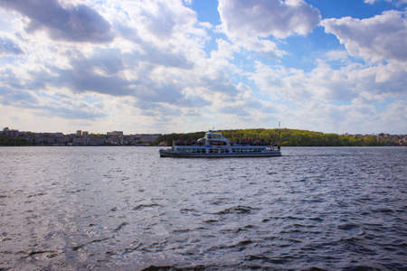 Ternopil, Ukraine - April 17, 2015: Cruise Ship "Hero Tantsorov" Is Sailing Along The City Pond In Ternopil.のeditorial素材